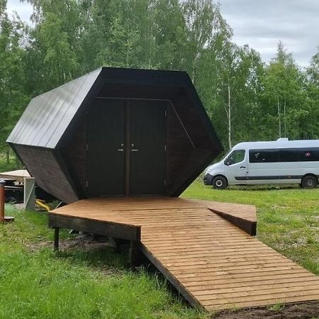 Hotel Ku:Kaerg Põldeotsa Exteriér fotografie