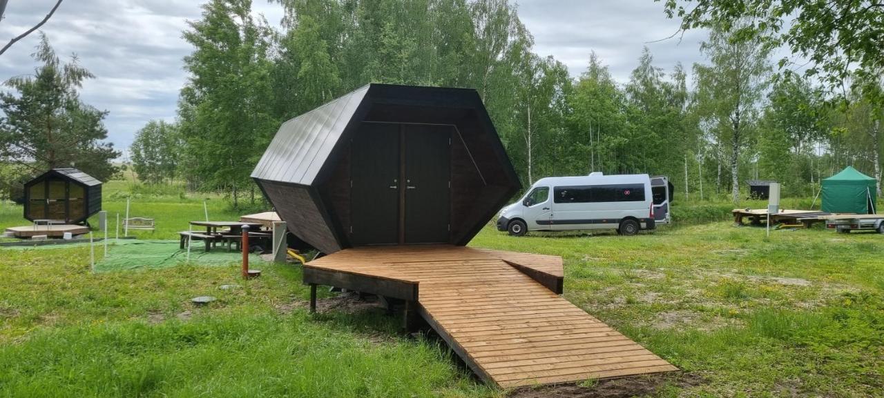 Hotel Ku:Kaerg Põldeotsa Exteriér fotografie